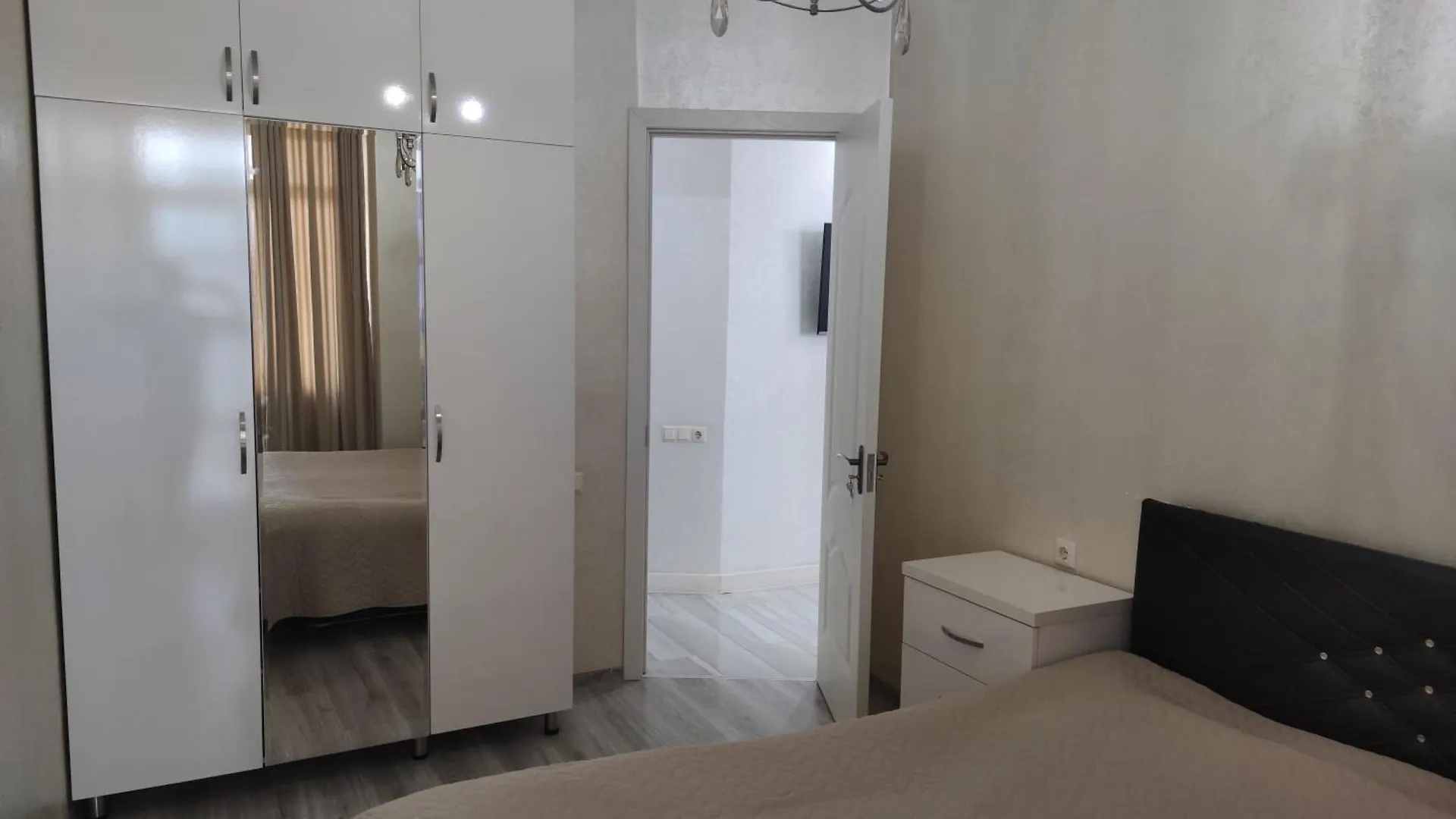 Апартамент Семейный Batumi Apartment